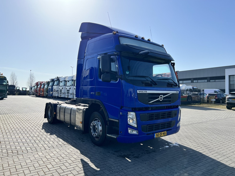 Volvo FM 370 4x2 trekker Globetrotter / Euro 5 /NEW TUV - 트랙터 유닛 : 사진 3 Volvo FM 370 4x2 trekker Globetrotter / Euro 5 /NEW TUV - 트랙터 유닛 : 사진 3