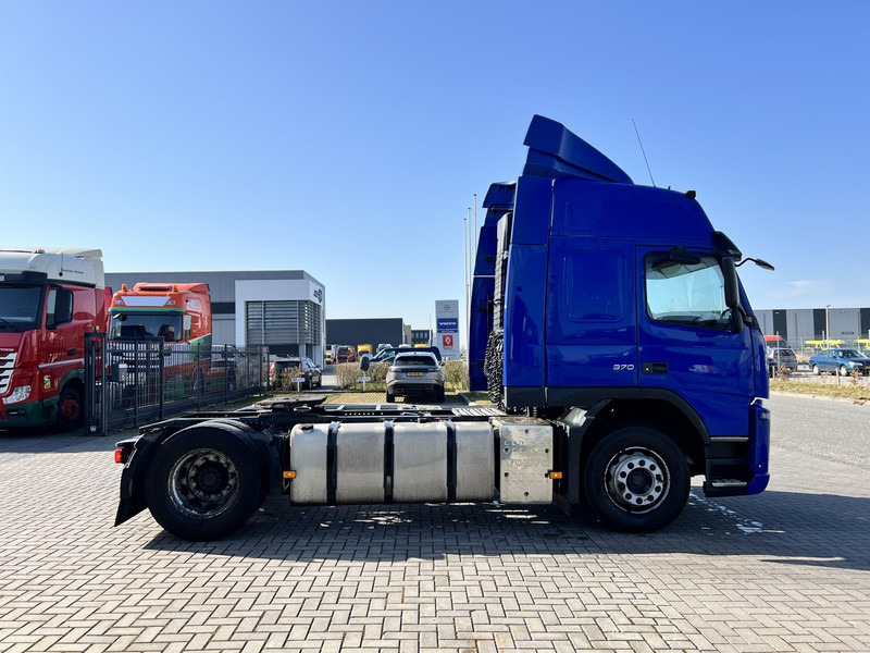 Volvo FM 370 4x2 trekker Globetrotter / Euro 5 /NEW TUV - 트랙터 유닛 : 사진 4 Volvo FM 370 4x2 trekker Globetrotter / Euro 5 /NEW TUV - 트랙터 유닛 : 사진 4