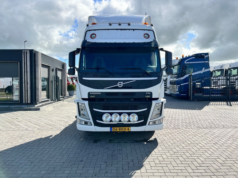 Volvo FM 410 4x2 Chassis Cabine Globetrotter XL - 캡 새시 트럭 : 사진 2 Volvo FM 410 4x2 Chassis Cabine Globetrotter XL - 캡 새시 트럭 : 사진 2