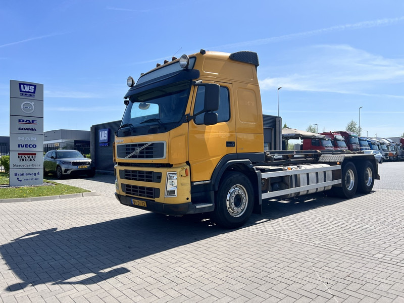 Volvo FM480 6X2 containersysteem Globetrotter / NCH systeem / 10 Tyres - 케이블 시스템 트럭 : 사진 1 Volvo FM480 6X2 containersysteem Globetrotter / NCH systeem / 10 Tyres - 케이블 시스템 트럭 : 사진 1