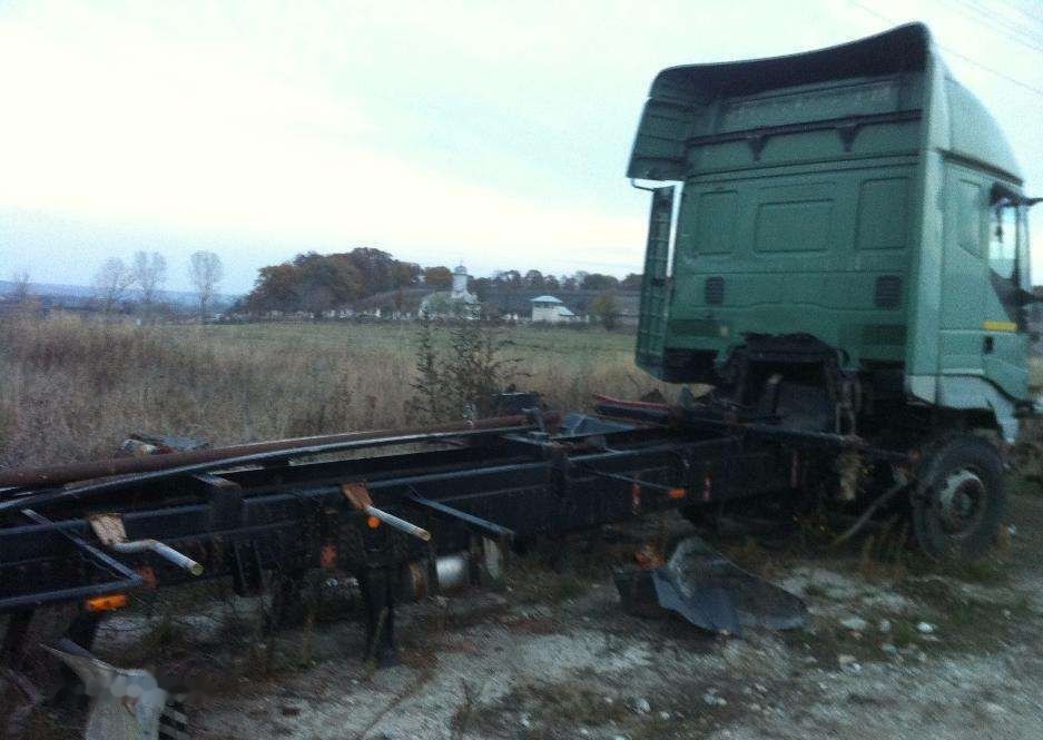 IVECO Eurotech Eurostar Dezmembrez - 트랙터 유닛 : 사진 5 IVECO Eurotech Eurostar Dezmembrez - 트랙터 유닛 : 사진 5