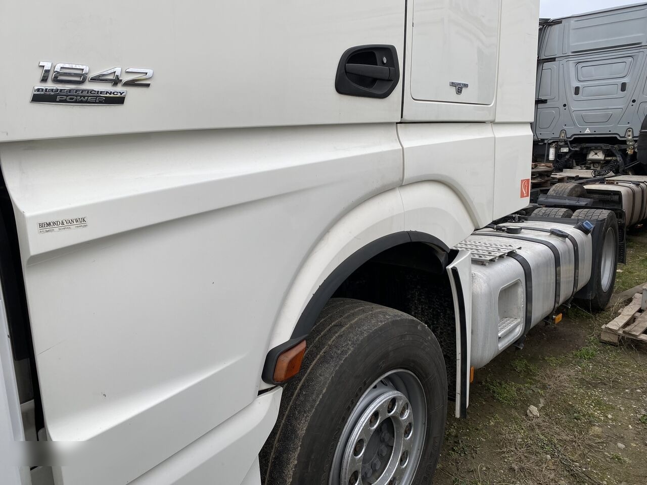 Mercedes-Benz Cap tractor MERCEDES-BENZ TOP Actros 1842 MP4 Klima MegaSpace - 트랙터 유닛 : 사진 4 Mercedes-Benz Cap tractor MERCEDES-BENZ TOP Actros 1842 MP4 Klima MegaSpace - 트랙터 유닛 : 사진 4