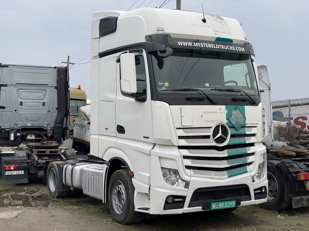 Mercedes-Benz Cap tractor MERCEDES-BENZ TOP Actros 1842 MP4 Klima MegaSpace - 트랙터 유닛 : 사진 1 Mercedes-Benz Cap tractor MERCEDES-BENZ TOP Actros 1842 MP4 Klima MegaSpace - 트랙터 유닛 : 사진 1
