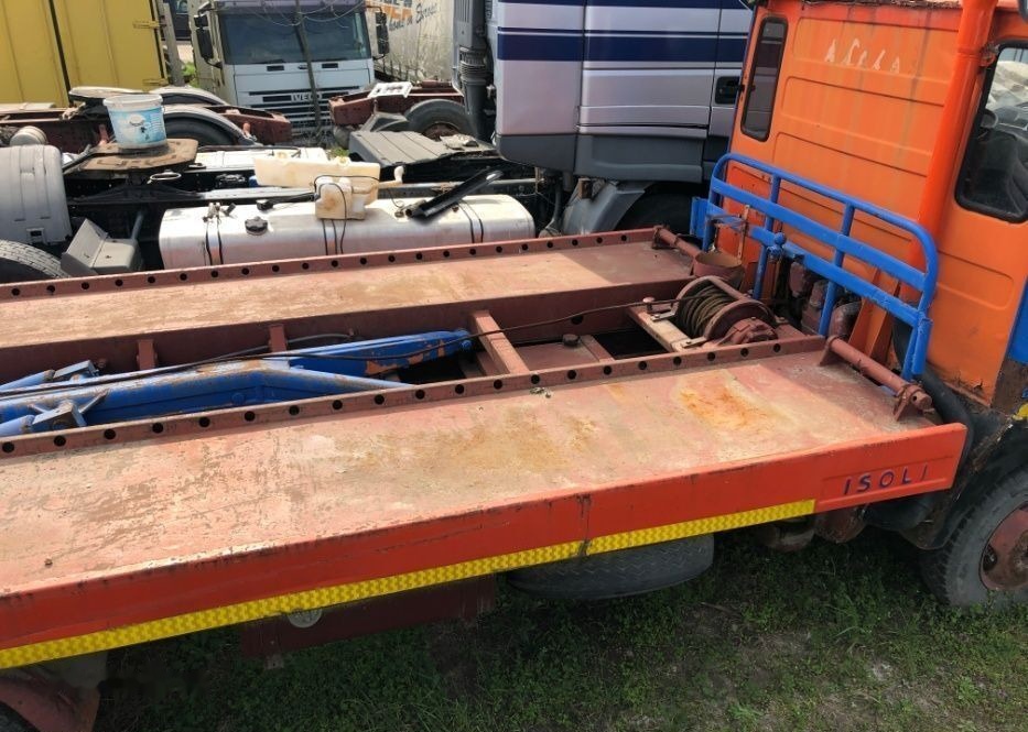 Platforma transport masini cu troliu , rampe extensibile carlig - 견인 트럭 : 사진 4 Platforma transport masini cu troliu , rampe extensibile carlig - 견인 트럭 : 사진 4
