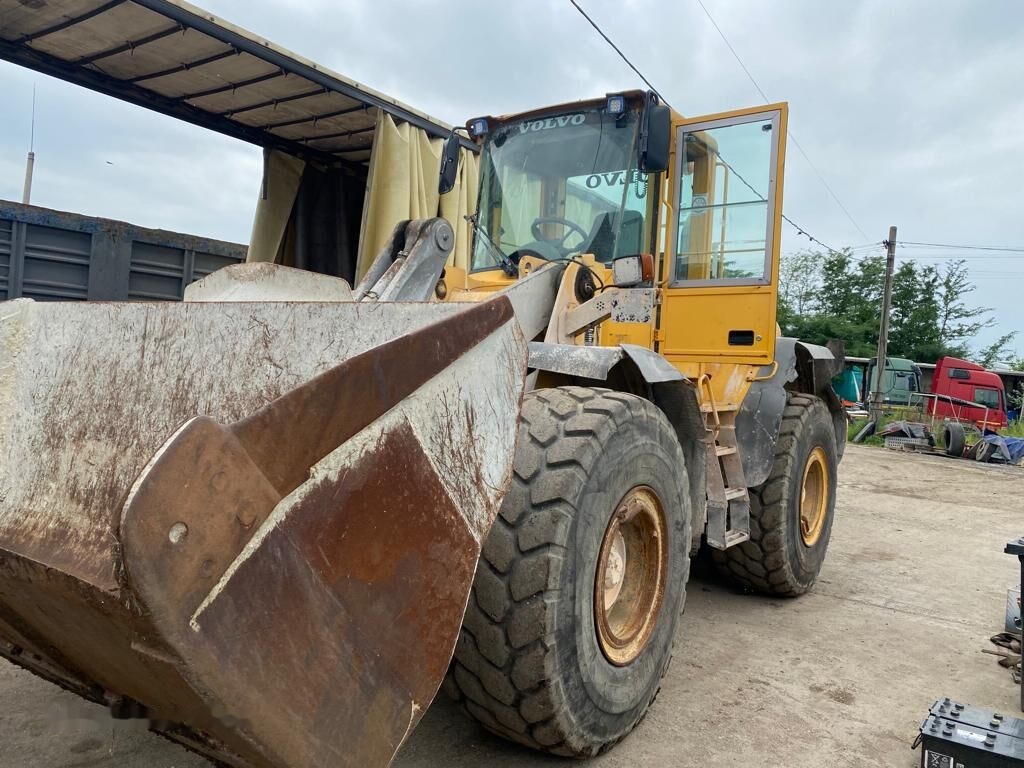 Volvo L110E - VOLA 21 tone - DE INCHIRIAT - balastiera / statie betoan - 휠 로더 : 사진 4 Volvo L110E - VOLA 21 tone - DE INCHIRIAT - balastiera / statie betoan - 휠 로더 : 사진 4