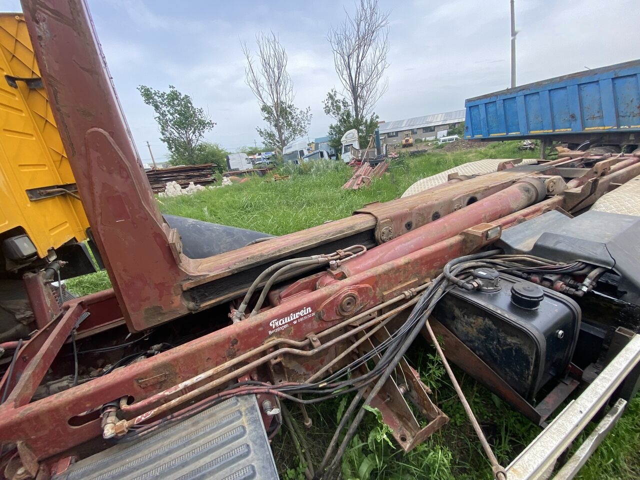 Volvo - 후크 리프트 트럭 : 사진 3 Volvo - 후크 리프트 트럭 : 사진 3