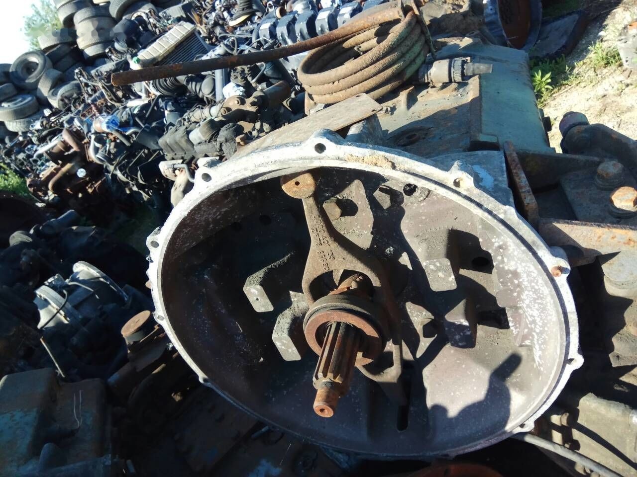 ZF S6-90 - 기어박스 트럭 용 : 사진 1 ZF S6-90 - 기어박스 트럭 용 : 사진 1