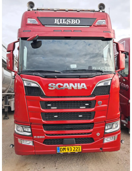 Scania R590 V8 NGS Rear steering 6x2*4. Air / Air suspension. Hydr. system - 트랙터 유닛 : 사진 4 Scania R590 V8 NGS Rear steering 6x2*4. Air / Air suspension. Hydr. system - 트랙터 유닛 : 사진 4