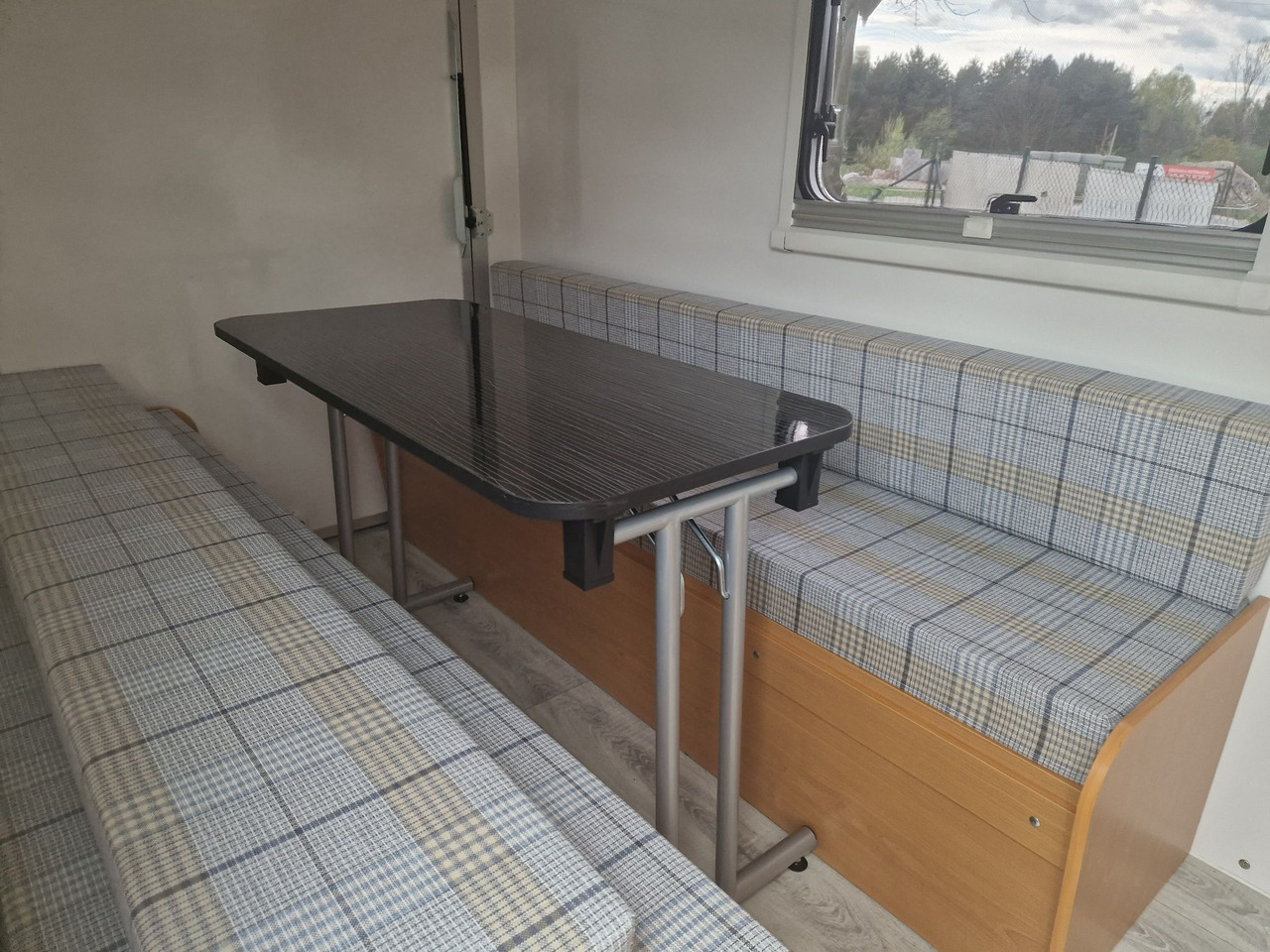 MiniCamp mini przyczepa kempingowa wyprawowa Everest Niewiadów - 캐러밴 : 사진 5 MiniCamp mini przyczepa kempingowa wyprawowa Everest Niewiadów - 캐러밴 : 사진 5