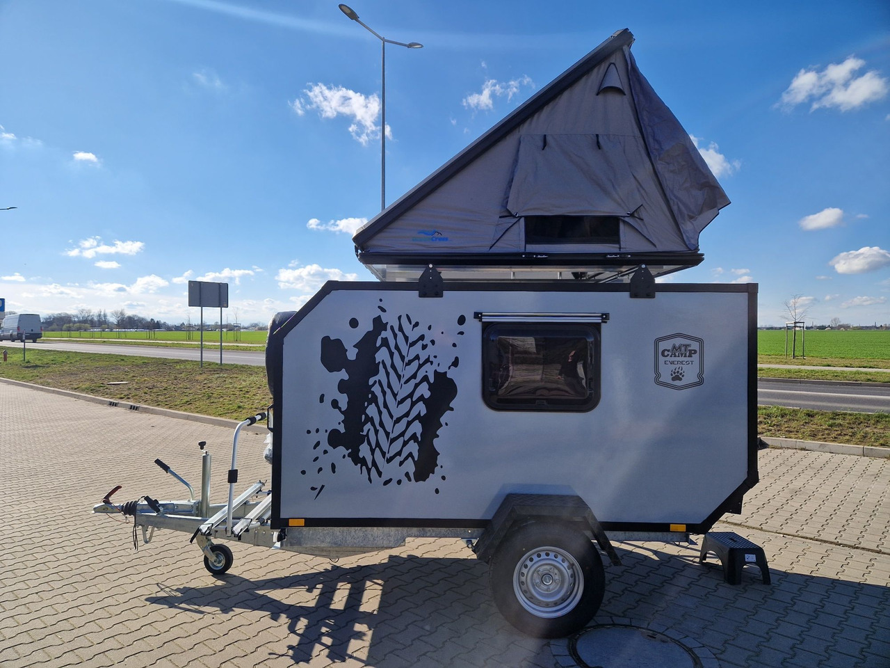 NOWA Przyczepa Wyprawowa Turystyczna Off-ROAD Everest MT-CAMP 2025 - 캐러밴 : 사진 2 NOWA Przyczepa Wyprawowa Turystyczna Off-ROAD Everest MT-CAMP 2025 - 캐러밴 : 사진 2