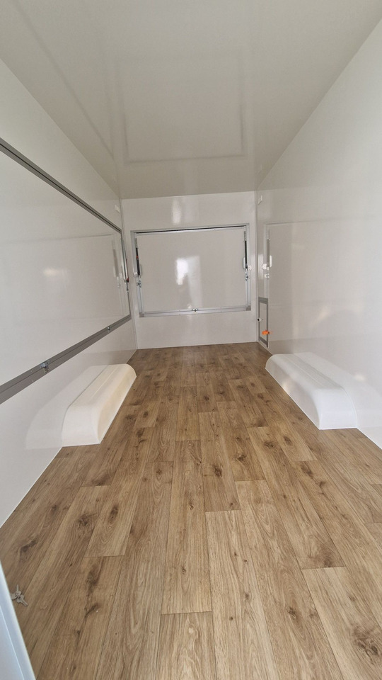 Przyczepa Gastronomiczna Handlowa FoodTruck - 자판기 트레일러 : 사진 5 Przyczepa Gastronomiczna Handlowa FoodTruck - 자판기 트레일러 : 사진 5