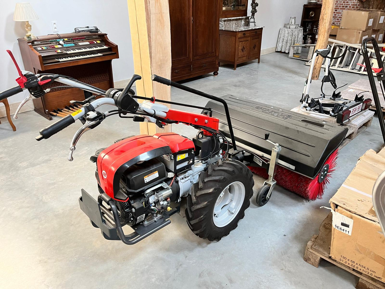 Emak mak 18 - 산업용 스위퍼 : 사진 2 Emak mak 18 - 산업용 스위퍼 : 사진 2