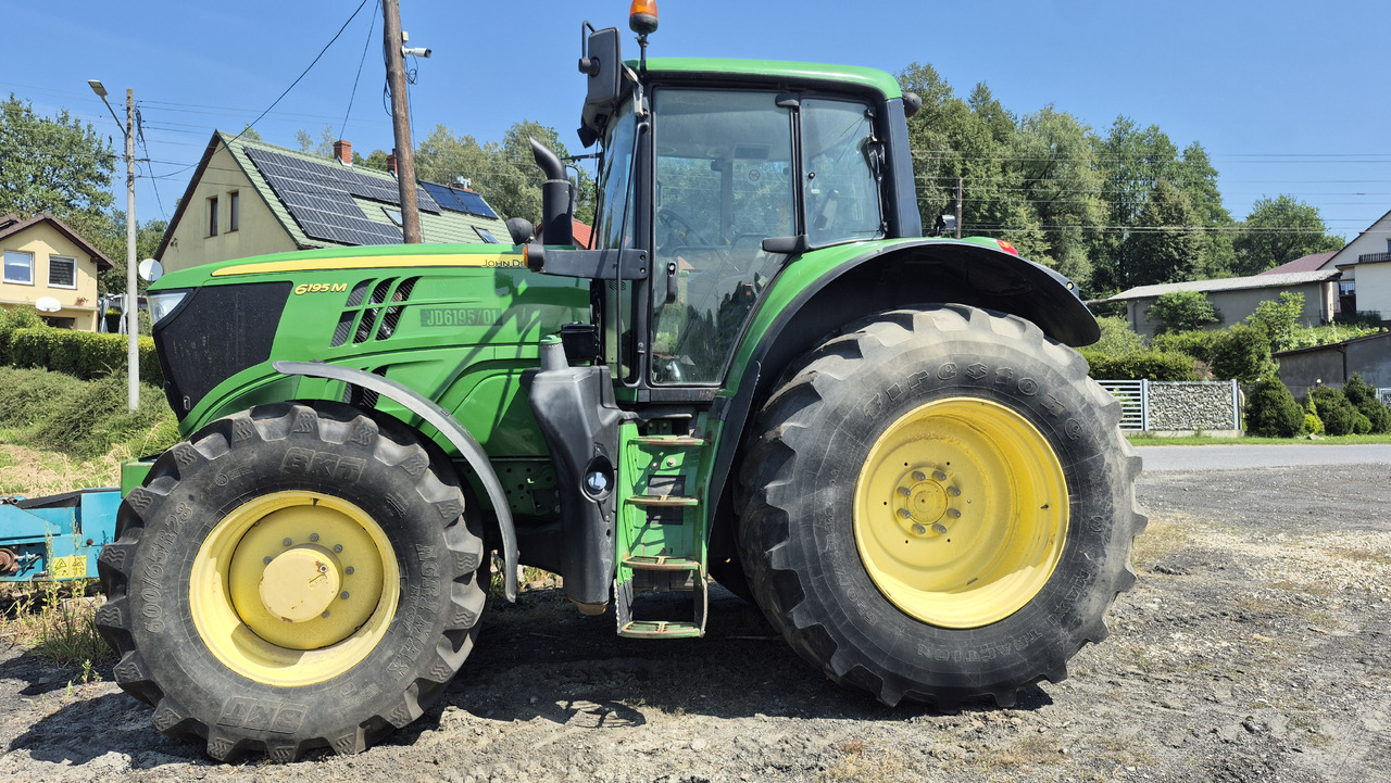 JOHN DEERE 6195M - 장궤형 트랙터 : 사진 3 JOHN DEERE 6195M - 장궤형 트랙터 : 사진 3