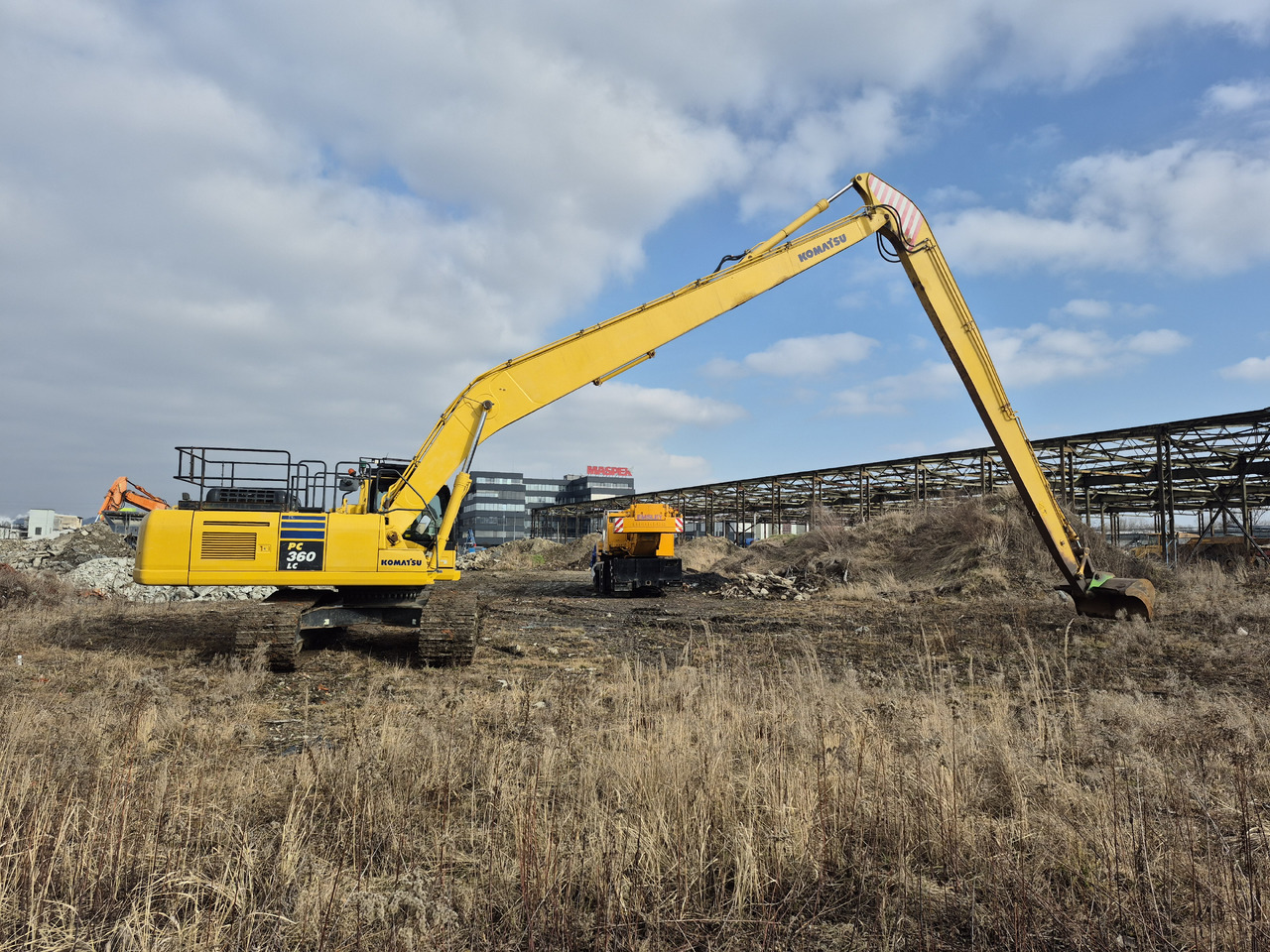 KOMATSU PC360LC 10 - 크롤러 굴삭기 : 사진 2 KOMATSU PC360LC 10 - 크롤러 굴삭기 : 사진 2