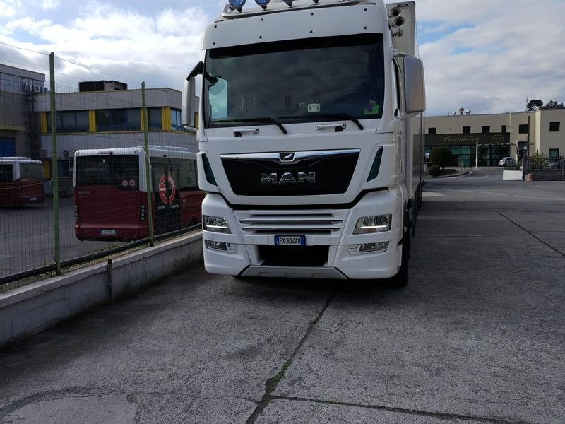 AUTOTRENO FRIGO MAN TGX TGX 26.580 6x2-4 LL - 냉동탑차 : 사진 2 AUTOTRENO FRIGO MAN TGX TGX 26.580 6x2-4 LL - 냉동탑차 : 사진 2