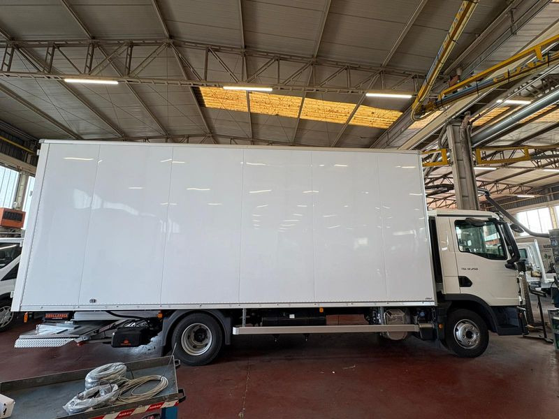 CUBO CON PEDANA 4x2 250hp MAN TGL 12.250 4x2 BL CH - 박스 트럭 : 사진 2 CUBO CON PEDANA 4x2 250hp MAN TGL 12.250 4x2 BL CH - 박스 트럭 : 사진 2