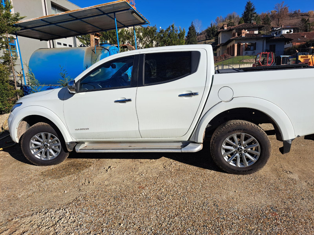 MITSUBISKI L200 - 차량 : 사진 3 MITSUBISKI L200 - 차량 : 사진 3