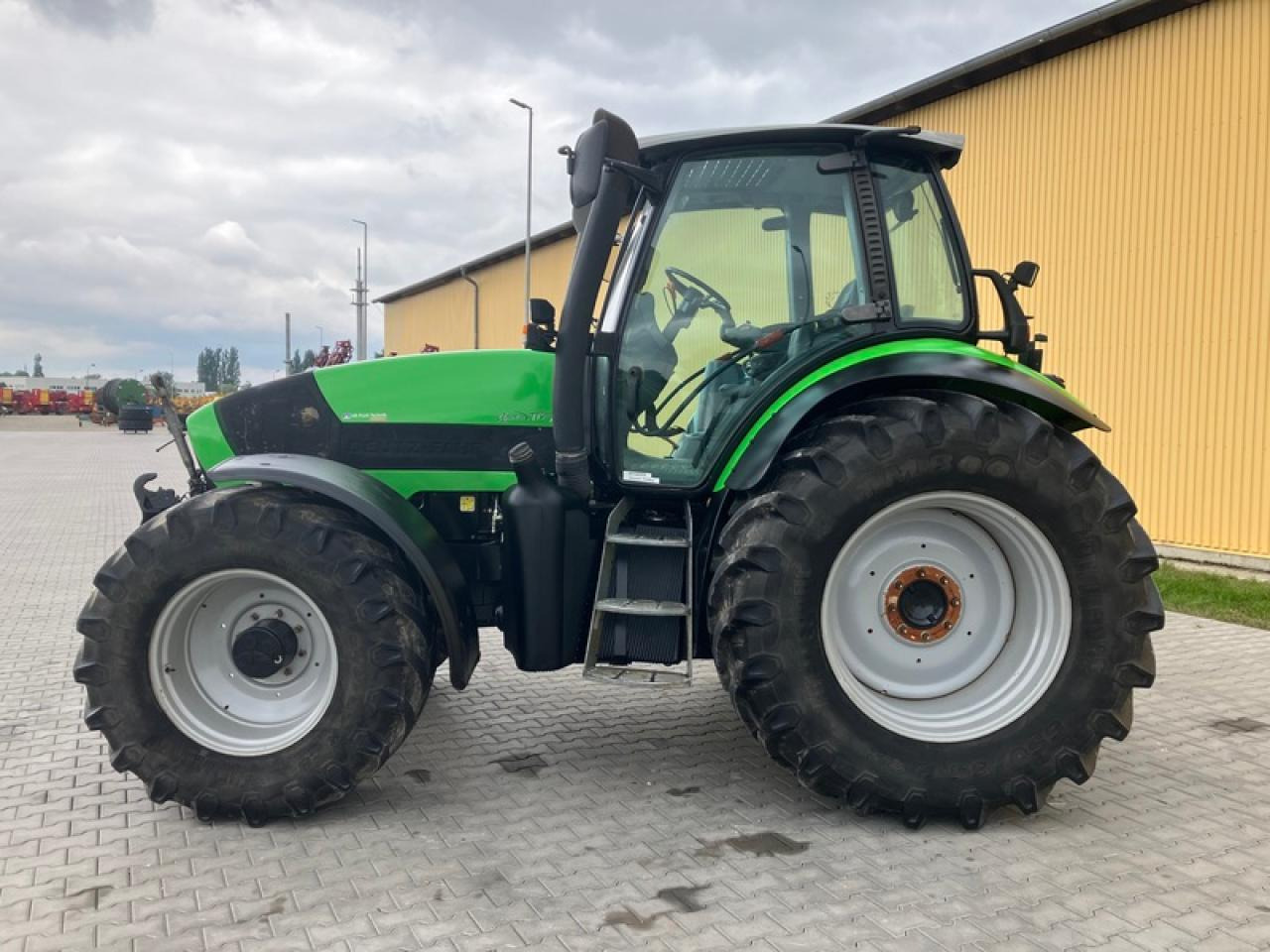 Deutz-Fahr 610 TTV - 장궤형 트랙터 : 사진 2 Deutz-Fahr 610 TTV - 장궤형 트랙터 : 사진 2