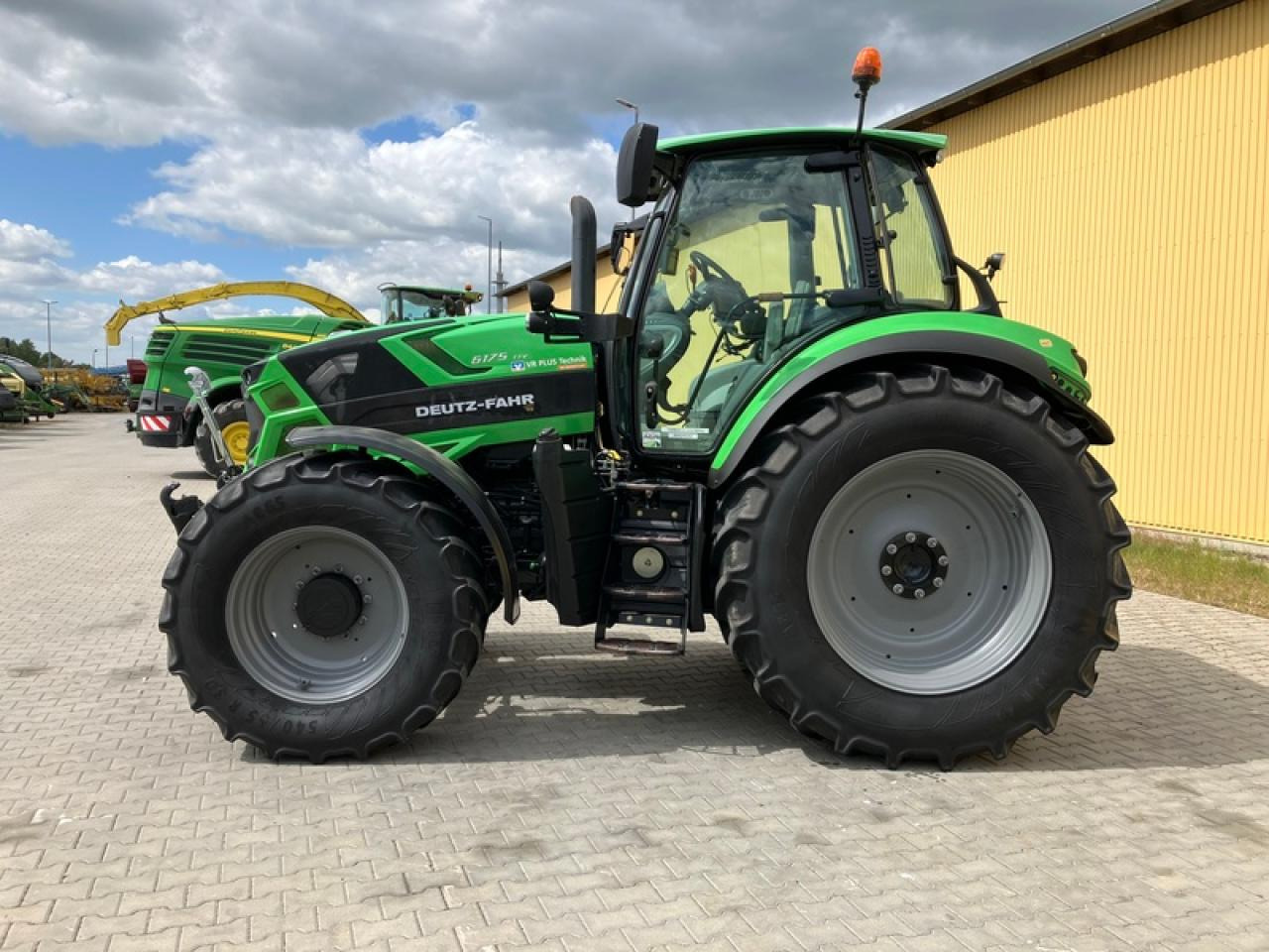 Deutz-Fahr 6175 TTVSONDERAKTION - 장궤형 트랙터 : 사진 2 Deutz-Fahr 6175 TTVSONDERAKTION - 장궤형 트랙터 : 사진 2