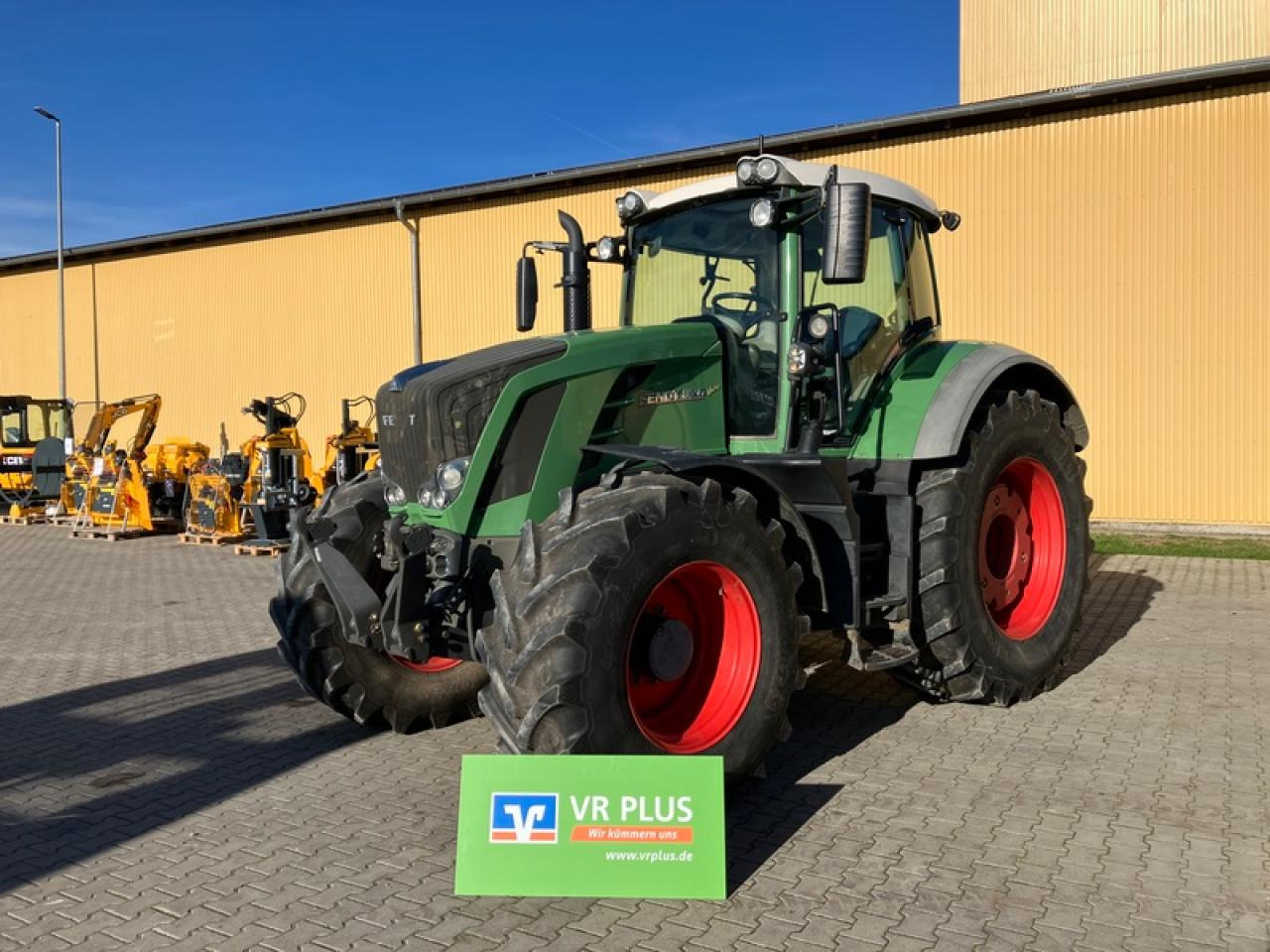 Fendt VARIO 826 - 장궤형 트랙터 : 사진 1 Fendt VARIO 826 - 장궤형 트랙터 : 사진 1