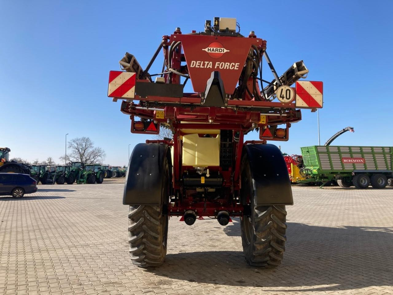 Hardi COMMANDER 5500I - 견인 스프레이 : 사진 3 Hardi COMMANDER 5500I - 견인 스프레이 : 사진 3