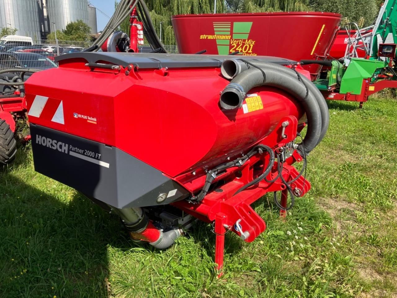 Horsch PARTNER 2000 FRONTTANK - 비료 스프레더 : 사진 5 Horsch PARTNER 2000 FRONTTANK - 비료 스프레더 : 사진 5