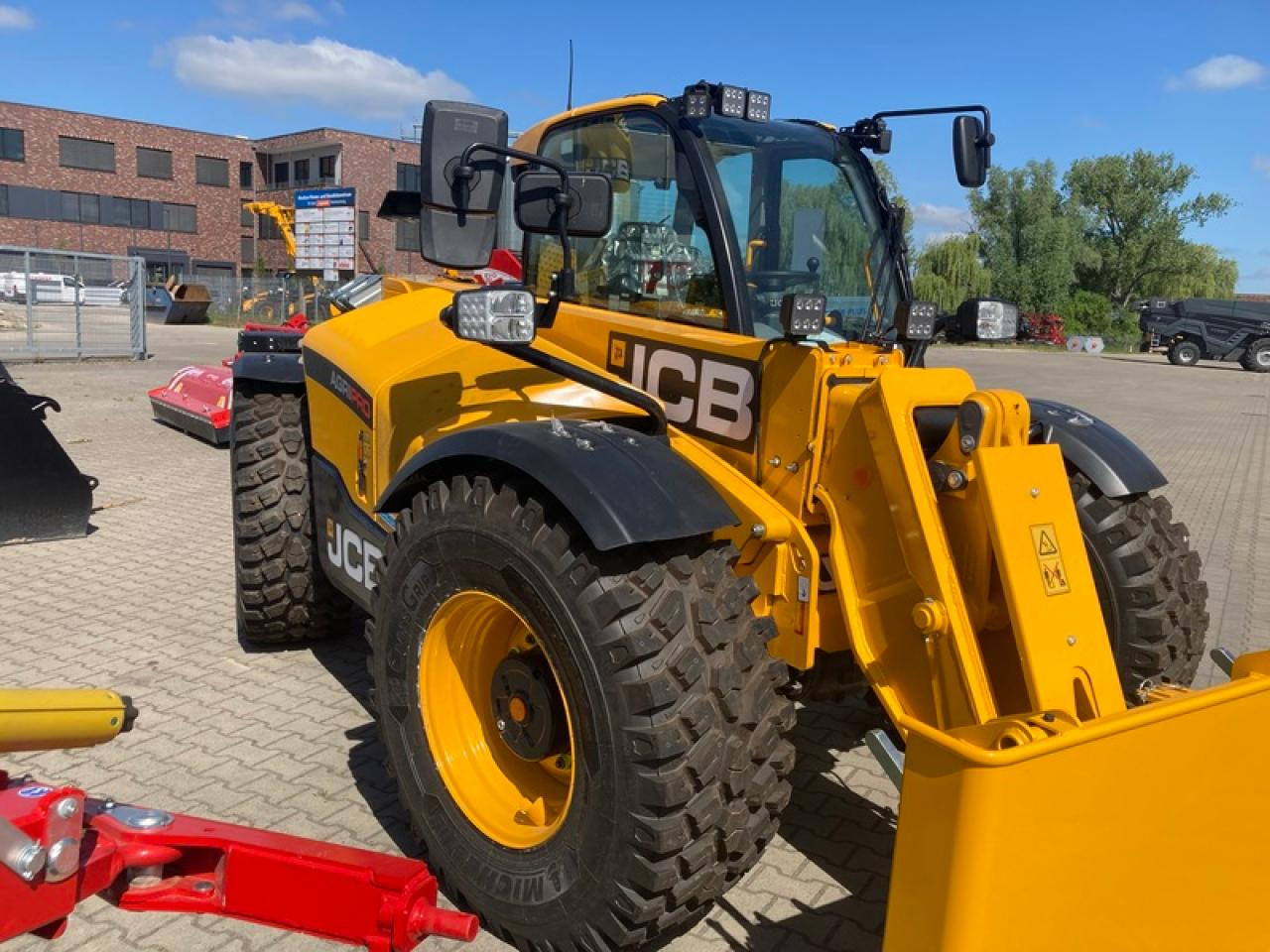 JCB 542-70 AGRI PROAKTION - 텔레스코픽 핸들러 : 사진 2 JCB 542-70 AGRI PROAKTION - 텔레스코픽 핸들러 : 사진 2