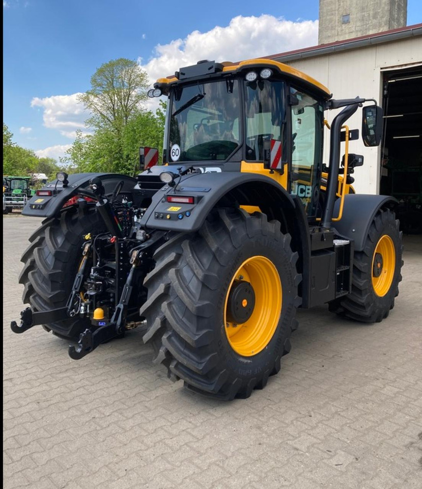 JCB FASTRAC 4220 - 장궤형 트랙터 : 사진 4 JCB FASTRAC 4220 - 장궤형 트랙터 : 사진 4
