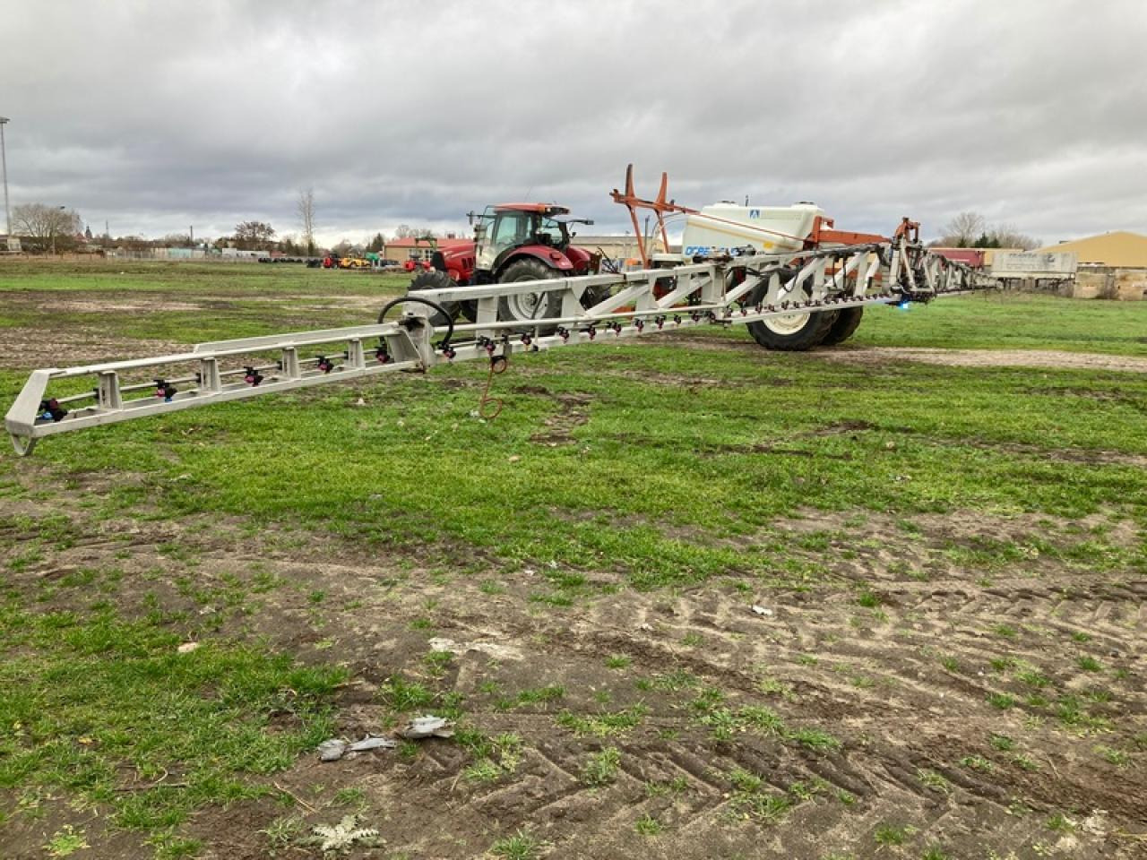 Kuhn OCEANIS 5600 - 견인 스프레이 : 사진 2 Kuhn OCEANIS 5600 - 견인 스프레이 : 사진 2