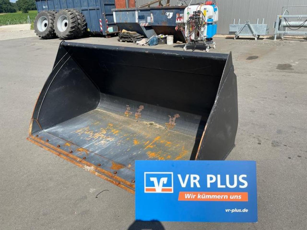 LEICHTGUTSCHAUFEL NEW HOLLAND - 로더 버킷 : 사진 1 LEICHTGUTSCHAUFEL NEW HOLLAND - 로더 버킷 : 사진 1
