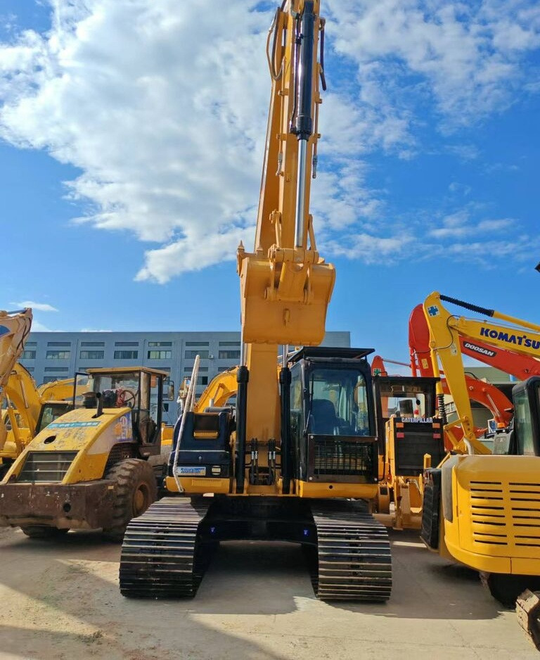 Caterpillar 320D - 크롤러 굴삭기 : 사진 3 Caterpillar 320D - 크롤러 굴삭기 : 사진 3
