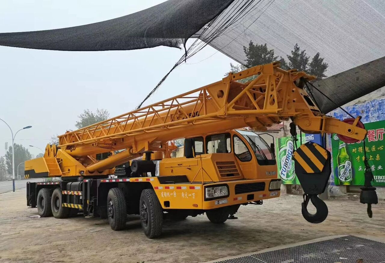 XCMG QY50B - 모바일 크레인 : 사진 1 XCMG QY50B - 모바일 크레인 : 사진 1