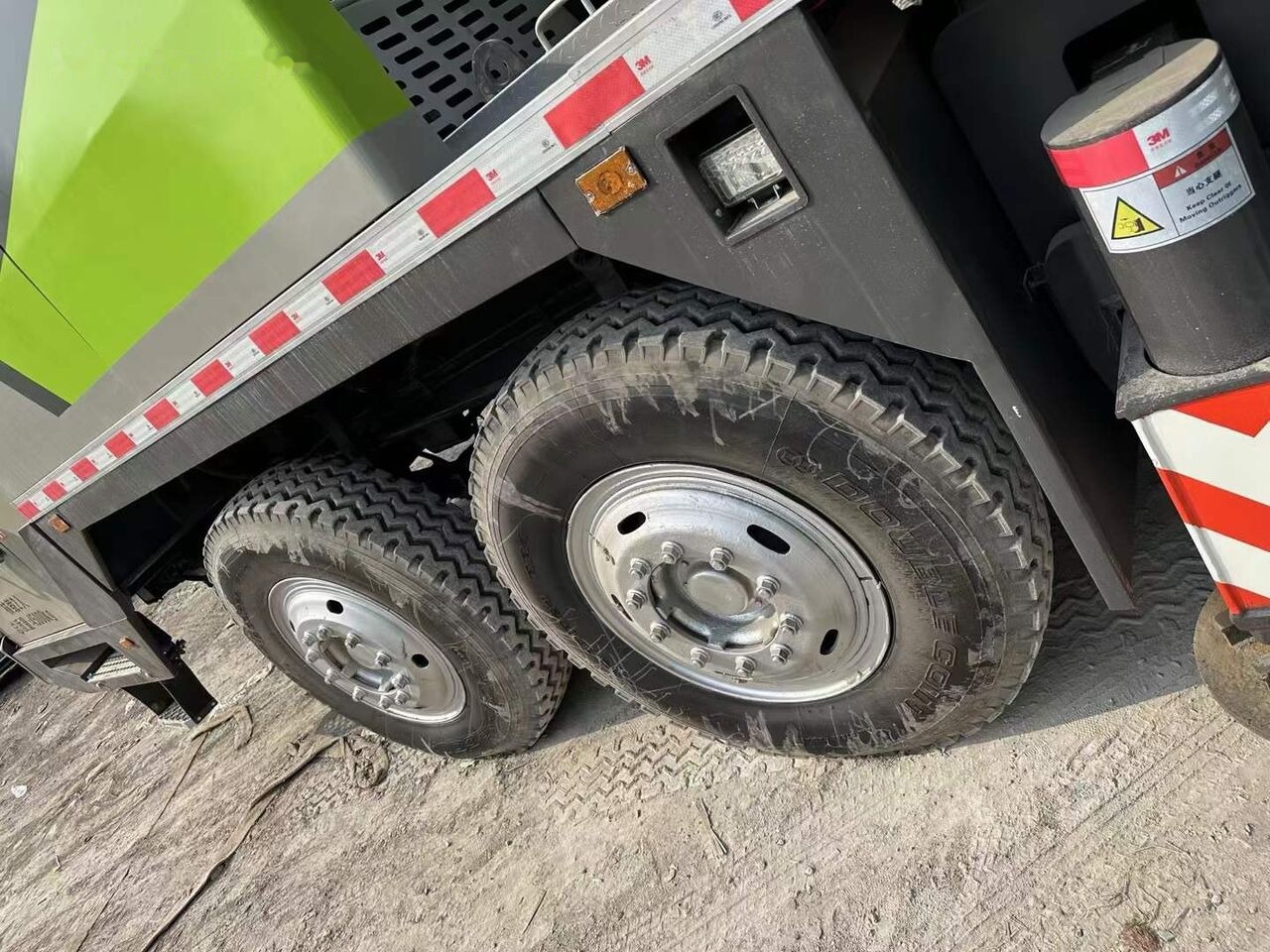 Zoomlion Chinese brand used Zoomlion ZTC500V ZTC700V ZTC900V 50 ton 70 to - 모바일 크레인 : 사진 5 Zoomlion Chinese brand used Zoomlion ZTC500V ZTC700V ZTC900V 50 ton 70 to - 모바일 크레인 : 사진 5