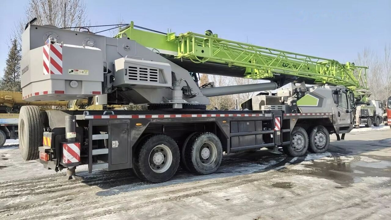 Zoomlion ZTC350 ZTC250 ZTC550 ZTC1000 35t 35ton 50t 70t - 모바일 크레인 : 사진 3 Zoomlion ZTC350 ZTC250 ZTC550 ZTC1000 35t 35ton 50t 70t - 모바일 크레인 : 사진 3