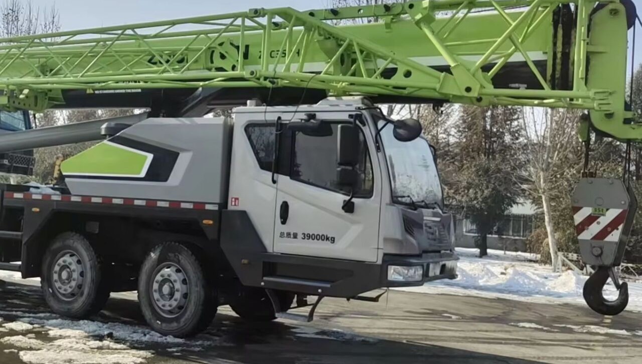 Zoomlion ZTC350 ZTC250 ZTC550 ZTC1000 - 모바일 크레인 : 사진 5 Zoomlion ZTC350 ZTC250 ZTC550 ZTC1000 - 모바일 크레인 : 사진 5