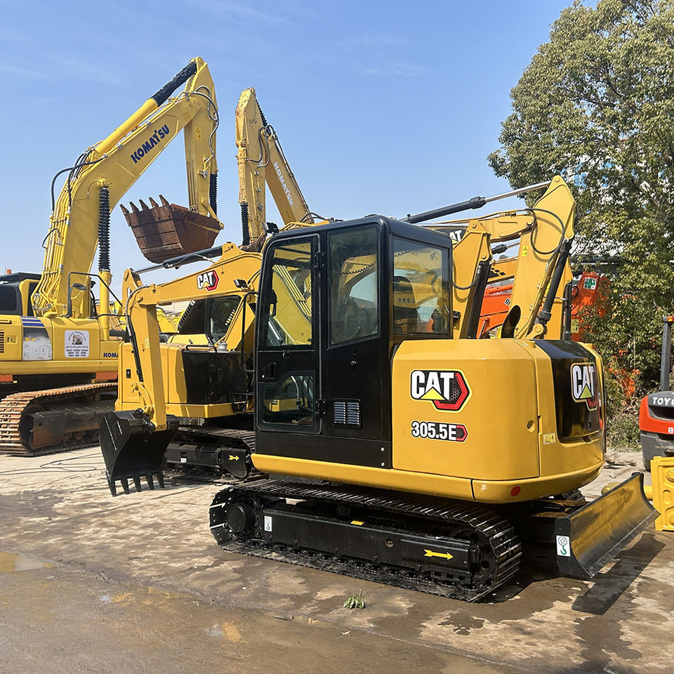 CAT 305.5E2 Excavator - 크롤러 굴삭기 : 사진 1 CAT 305.5E2 Excavator - 크롤러 굴삭기 : 사진 1