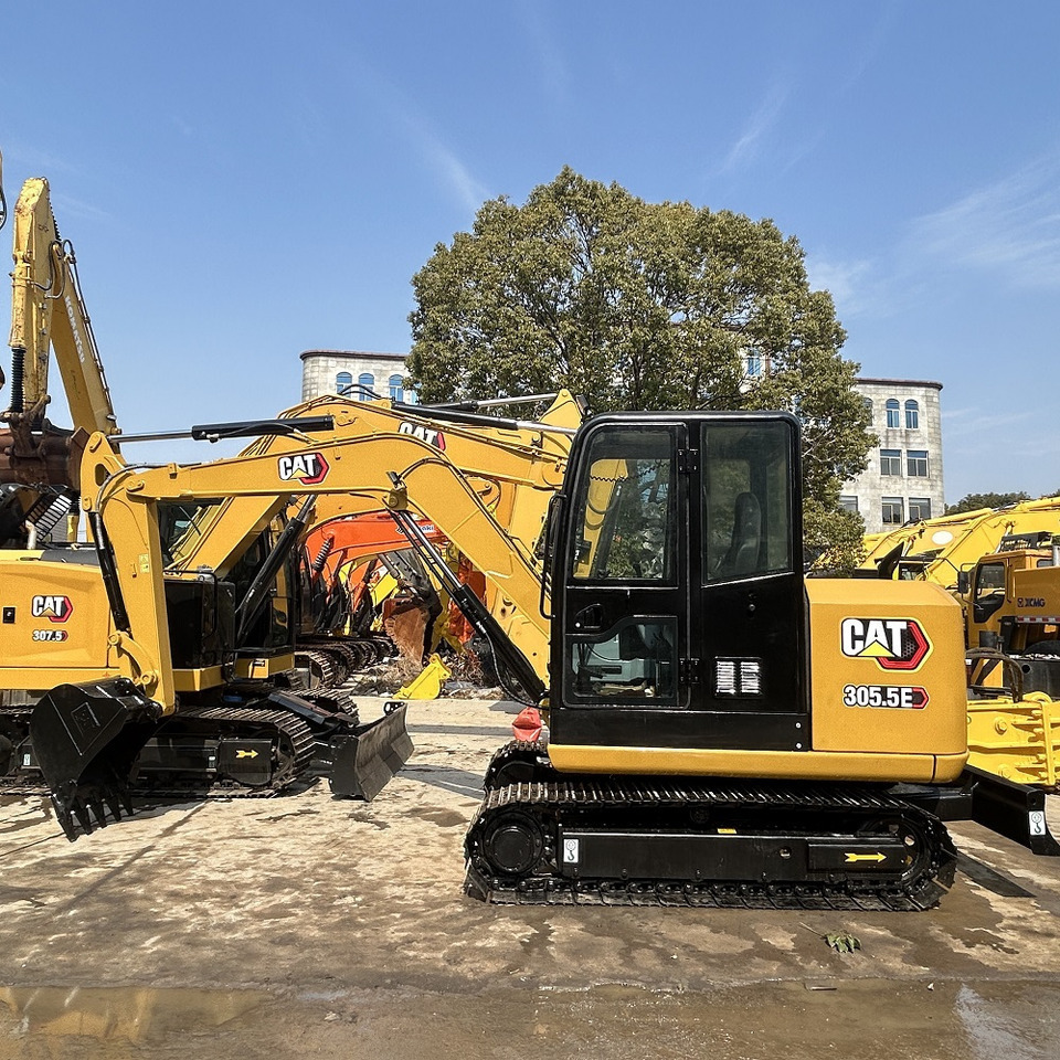 CAT 305.5E2 Excavator - 크롤러 굴삭기 : 사진 3 CAT 305.5E2 Excavator - 크롤러 굴삭기 : 사진 3