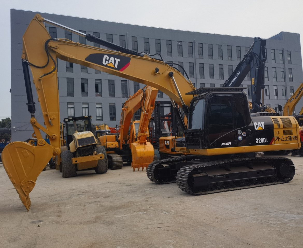 CAT 320DL Excavator - 크롤러 굴삭기 : 사진 2 CAT 320DL Excavator - 크롤러 굴삭기 : 사진 2