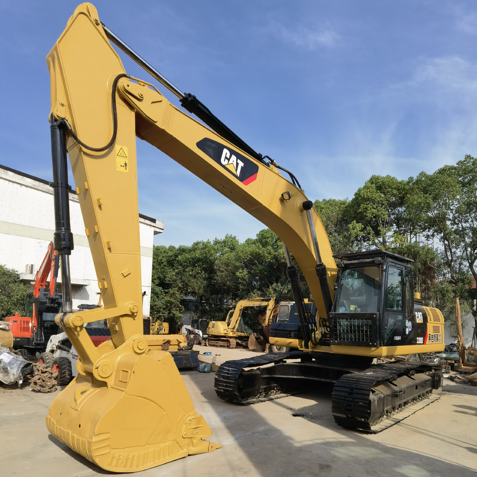 CAT 330D Excavator - 크롤러 굴삭기 : 사진 2 CAT 330D Excavator - 크롤러 굴삭기 : 사진 2