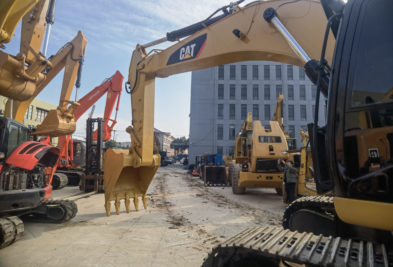 CAT 330D2L Excavator - 크롤러 굴삭기 : 사진 5 CAT 330D2L Excavator - 크롤러 굴삭기 : 사진 5