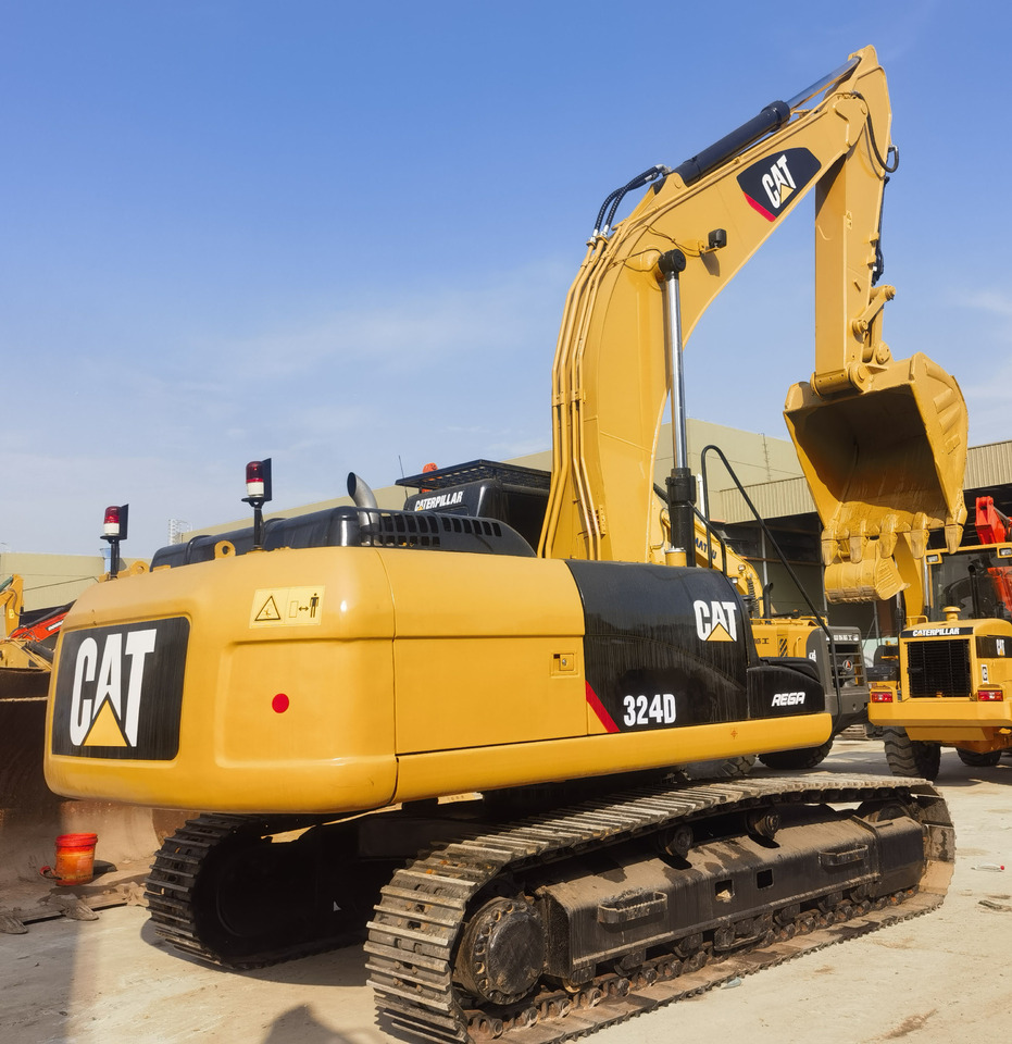 CATERPILLAR 324 D - 크롤러 굴삭기 : 사진 1 CATERPILLAR 324 D - 크롤러 굴삭기 : 사진 1