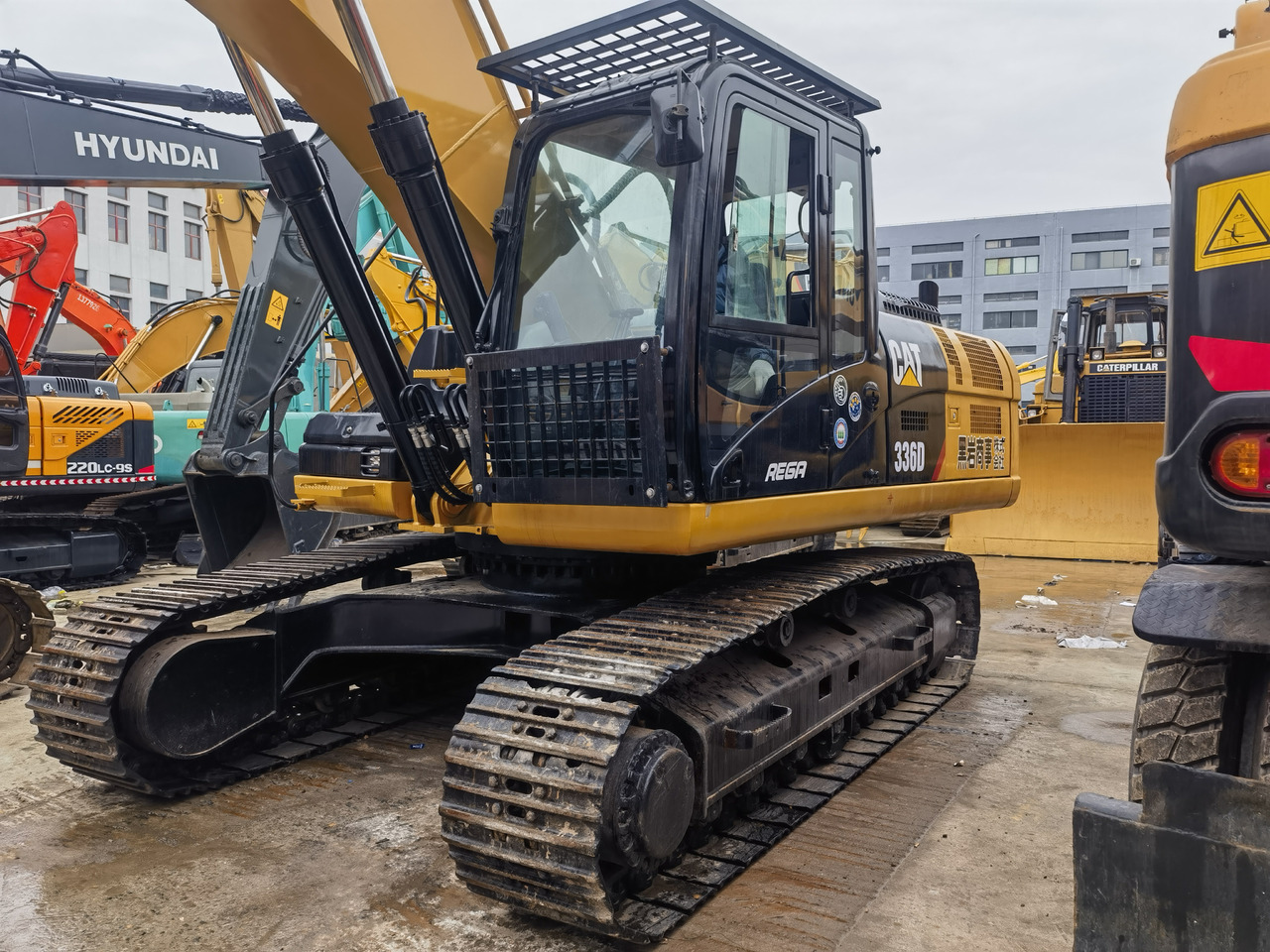 CATERPILLAR 336 D - 크롤러 굴삭기 : 사진 5 CATERPILLAR 336 D - 크롤러 굴삭기 : 사진 5