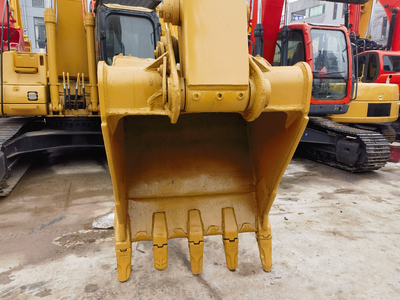 CATERPILLAR 336 D - 크롤러 굴삭기 : 사진 4 CATERPILLAR 336 D - 크롤러 굴삭기 : 사진 4