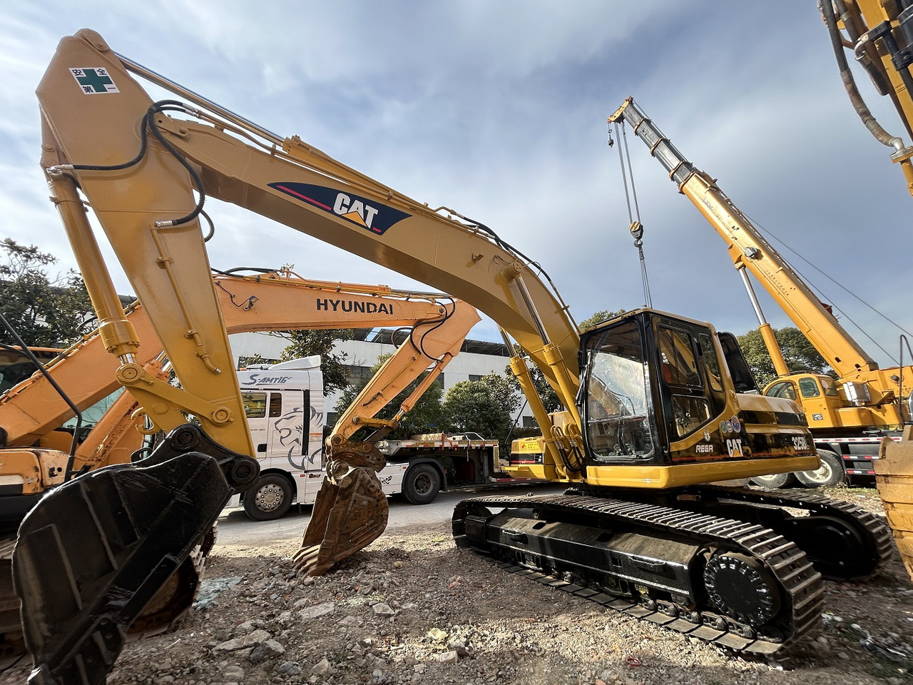 CATERPILLAR CAT 325 BL excavator - 크롤러 굴삭기 : 사진 2 CATERPILLAR CAT 325 BL excavator - 크롤러 굴삭기 : 사진 2