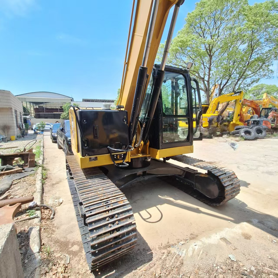 Cat 310 Excavator - 크롤러 굴삭기 : 사진 2 Cat 310 Excavator - 크롤러 굴삭기 : 사진 2