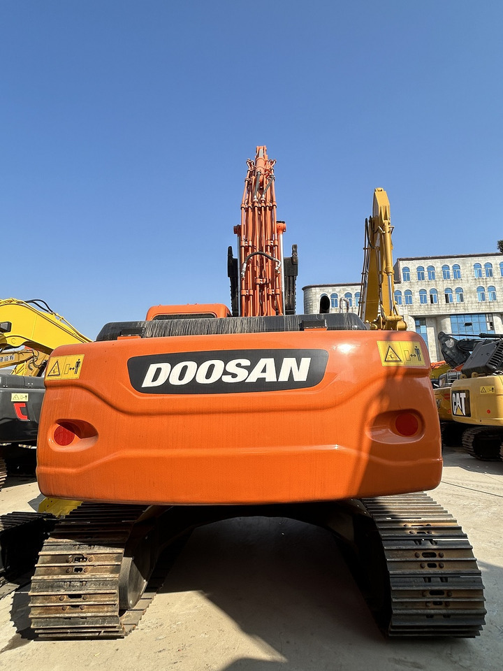 DOOSAN Doosan DX225LC Crawler excavator - 크롤러 굴삭기 : 사진 2 DOOSAN Doosan DX225LC Crawler excavator - 크롤러 굴삭기 : 사진 2