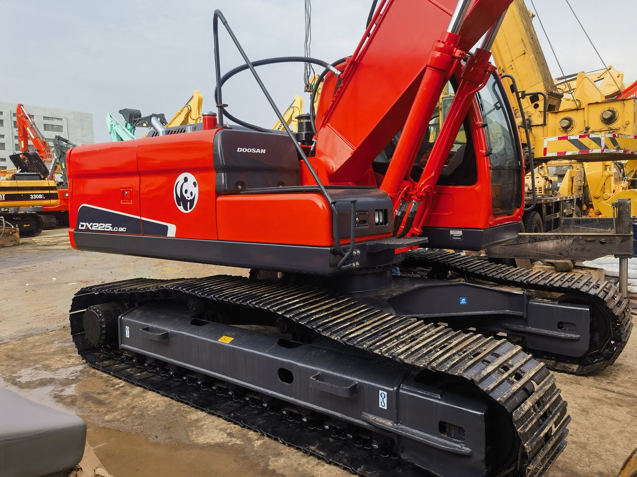 Doosan Dx225 Crawler Excavator - 크롤러 굴삭기 : 사진 4 Doosan Dx225 Crawler Excavator - 크롤러 굴삭기 : 사진 4