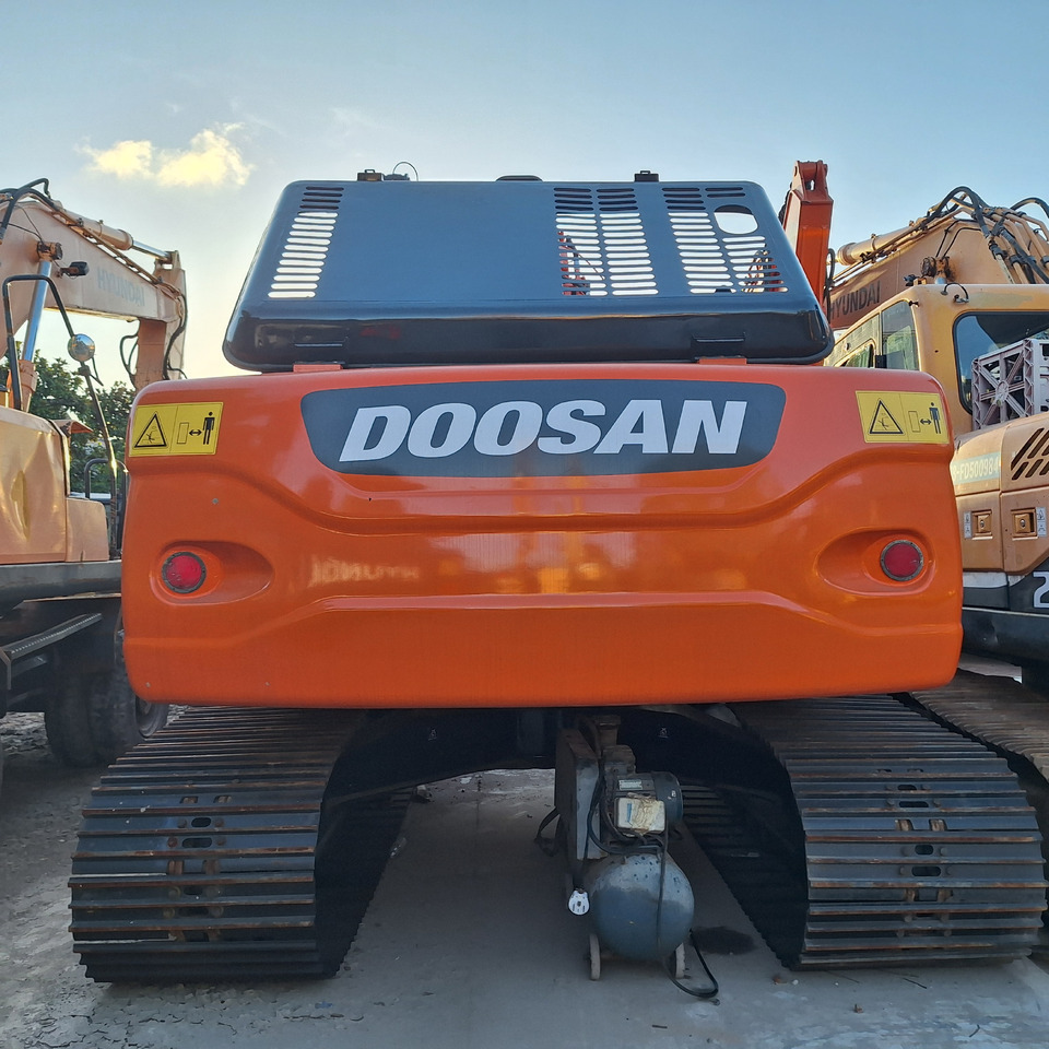 Doosan Dx225LC-9C Crawler Excavator - 크롤러 굴삭기 : 사진 1 Doosan Dx225LC-9C Crawler Excavator - 크롤러 굴삭기 : 사진 1