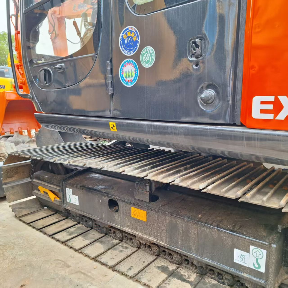 Hitachi EX60 Excavator - 크롤러 굴삭기 : 사진 5 Hitachi EX60 Excavator - 크롤러 굴삭기 : 사진 5