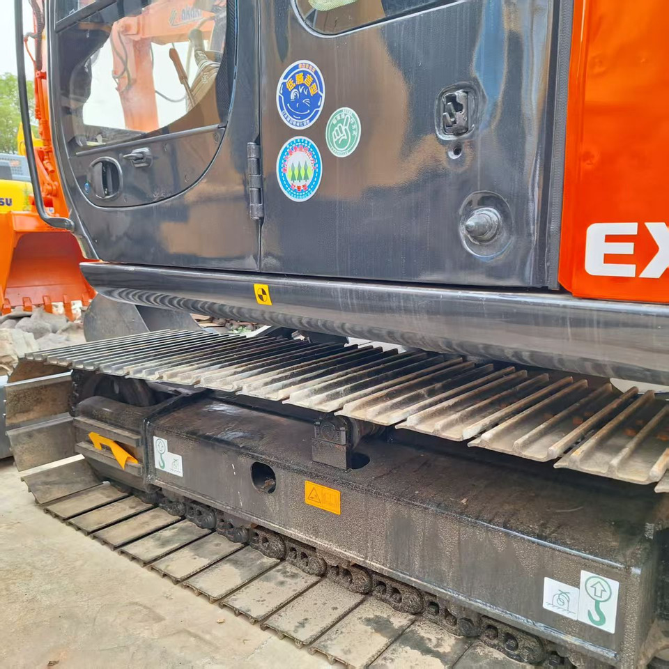 Hitachi EX60 Excavator - 크롤러 굴삭기 : 사진 4 Hitachi EX60 Excavator - 크롤러 굴삭기 : 사진 4